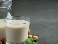 Соевое молоко: как тело реагирует на употребление этого продукта