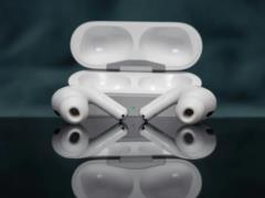 AirPods Max получили обновление, но его быстро убрали: что произошло