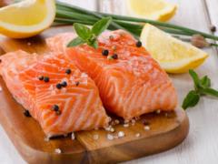 Чем заменить дорогую красную рыбу: три самых полезных и вкусных варианта