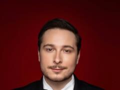 27-year-old famous Ukrainian singer transplanted his hair and talked about rehabilitation