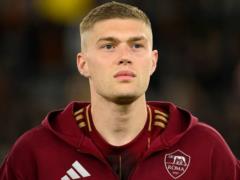 Довбик признан лучшим в Серии А в марте