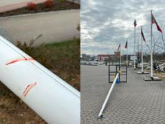 В Литве вандалы повалили флагштоки с флагами Украины