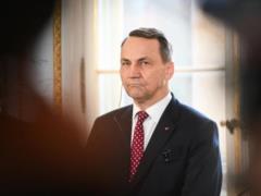 Sikorsky spoke about the position of Hungary in relation to Ukraine
