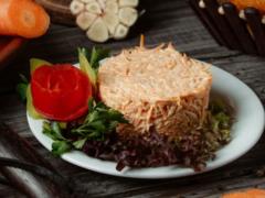 Салат из моркови по-корейски, с филе и кукурузой: рецепт бюджетного и вкусного блюда