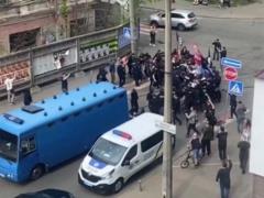 В Киеве полиция разгоняет митинг против ЛГБТ-кинофестиваля: что известно