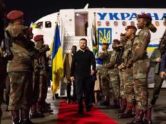 Зеленский прибыл в ЮАР с рабочим визитом