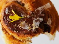Самые вкусные творожные булочки без дрожжей с сочной начинкой: готовятся в духовке 30 минут