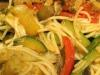 Спагетти с креветками и лососем: вкусное и полезное блюдо для детей