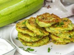Самые вкусные оладьи из кабачка: что добавить в основу для яркого вкуса