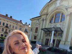 Лілія Ребрик приїхала до батьків у Чернівці та замилувала, як з ними час провела