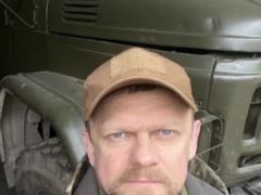 Актер-воин Гарик Бирча впервые за долгое время показался на публике: как изменился звезда  Витальки 