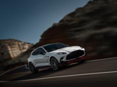Aston Martin представила самый мощный кроссовер в мире