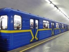 В Киеве на станции метро Дорогожичи нашли тело мужчины