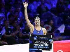 Американка Волш побила світовий рекорд у плаванні на 100 м батерфляєм