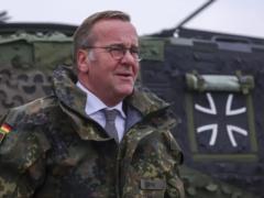 Министром обороны Германии останется Писториус, который пока не поддержал предоставление Украине Taurus – Spiegel