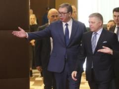 Три страны не пускают самолеты Фицо и Вучича в Россию