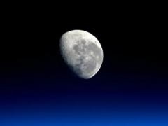 NASA планирует высадить астронавтов на Луну, а затем вплотную заняться Марсом
