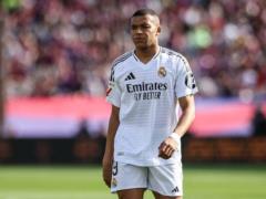 Mbappe turned to Real Madrid fans after defeat from Barcelona