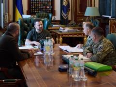 Ракетная программа и дроны: президент провел совещание