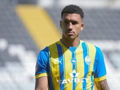 Kauan Elias Vidnoye is a debut naked for Shakhtar