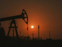 Нефть уже не кормит Россию: доходы от экспорта упали до минимума с 2023 года