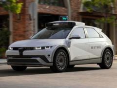 Waymo отзывает почти все свои роботакси из-за столкновений с препятствиями