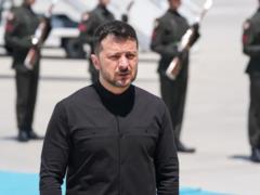 Against the backdrop of negotiations in Istanbul Zelensky, Starmer, Macron, Mertz and Tusk called Trump