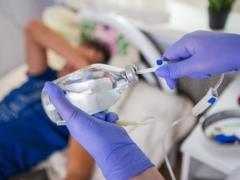 Уже более 60 больных: в Киеве ищут источник вспышки гепатита А