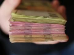 Украинцам введут выплату в 4,5 тыс. грн: кто сможет получить деньги и что для этого нужно