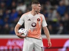 Травма Довбика помешает ему принять участие в важных играх Ромы
