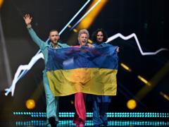Ziferblat вернулся в Украину после Евровидения-2025: видео из киевского вокзала