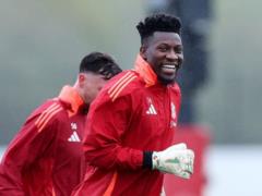 Onana hungry opithy in front