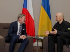 Украина получит поддержку Чехии в обучении пилотов F-16