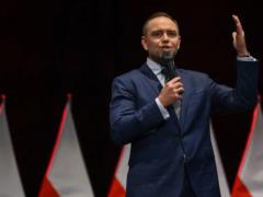 Кандидат в президенты Польши Навроцкий заявил, что готов подписать декларацию, которая запрещает отправлять польских военных в У
