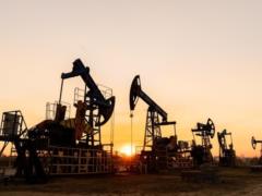 Нефть дорожает на новостях с Ближнего Востока