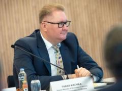 Все было, как в фильме о мафии: какая атмосфера царила на переговорах о полезных ископаемых