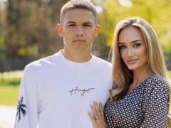The Sican for the first time became a dad, which his lover reported, posting a photo