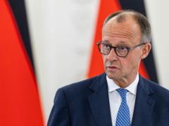 Мерц уточнил заявление о дальних ударах по России