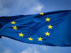 EU plans to extend protection for Ukrainians