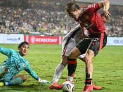 Manchester United Rositan Zi Zbirnoy Hong Kong in the post