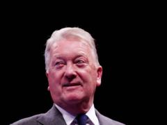 Frank Warren called the names of the two best boxers of our time