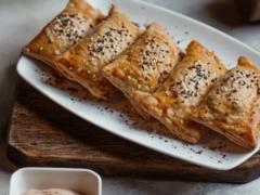 Что приготовить из лаваша и моцареллы: рецепт вкусных и сытных  янтиков 