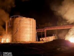 На Сумщине 12 российских дронов поразили завод