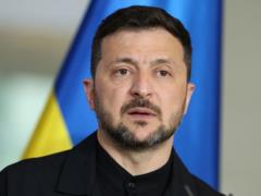 Зеленский призвал развернуть производство NASAMS и IRIS-T в Украине