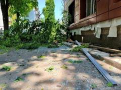 В Днепре показали последствия ночного обстрела