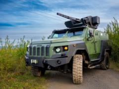 На вооружение ВСУ поставили два бронеавтомобиля класса MRAP