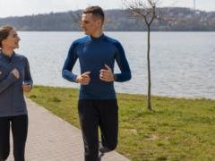 Сжигает жир без спортзала: как ходьба преображает тело