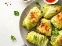 Вкуснее, чем с рисом: очень сочные голубцы с булгуром и молодой капустой