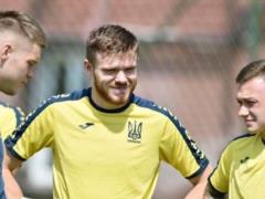 The competition of the Premier League clubs for the defender of the youth team of Ukraine is raw
