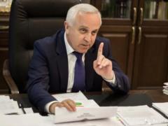 Президенту НААН Гадзало объявили подозрение в растрате средств академии